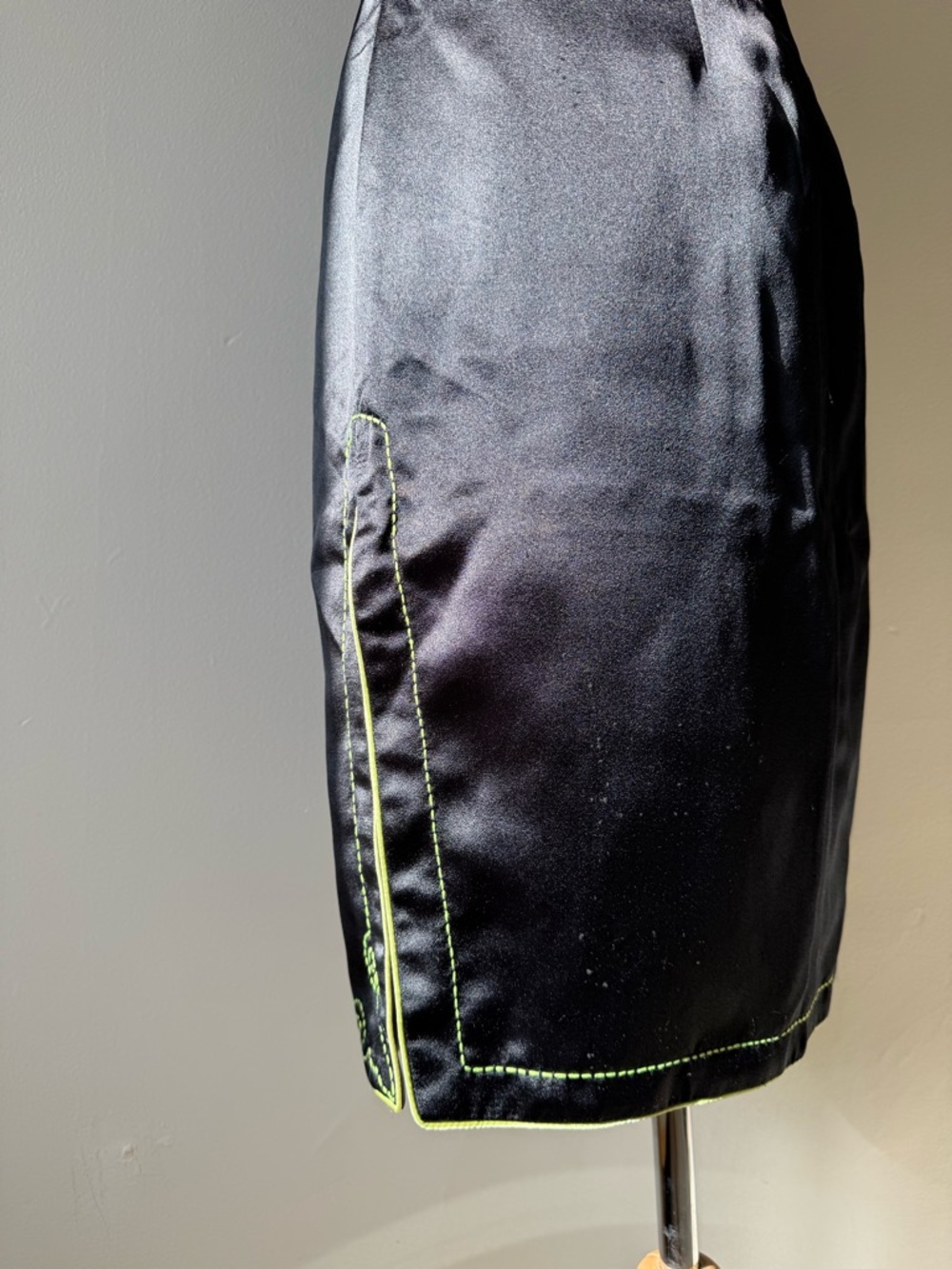 Vintage Style Black Satin Cheongsam Mini Dress Lime Green Trim y2k / 90s - Picture 9 of 12
